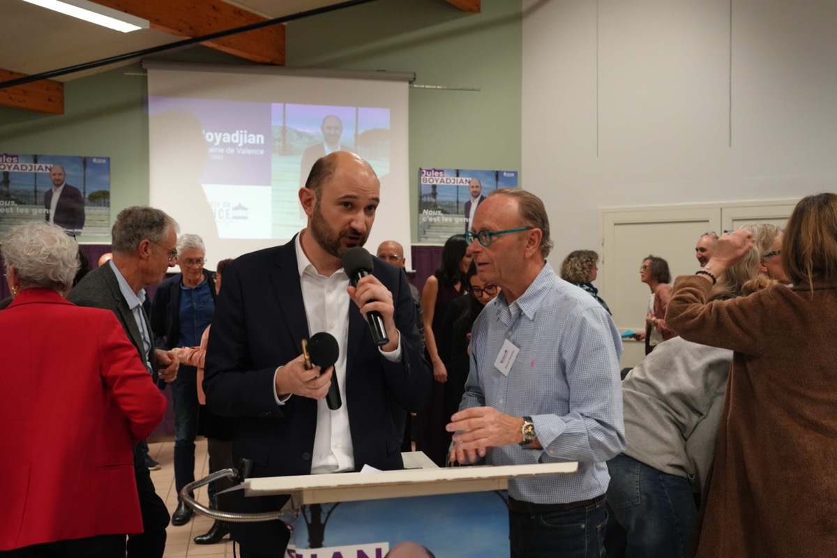 Moment de la réunion de présentation de la liste Le Choix de Valence